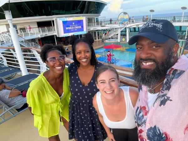 Brandee Lake and her family members 